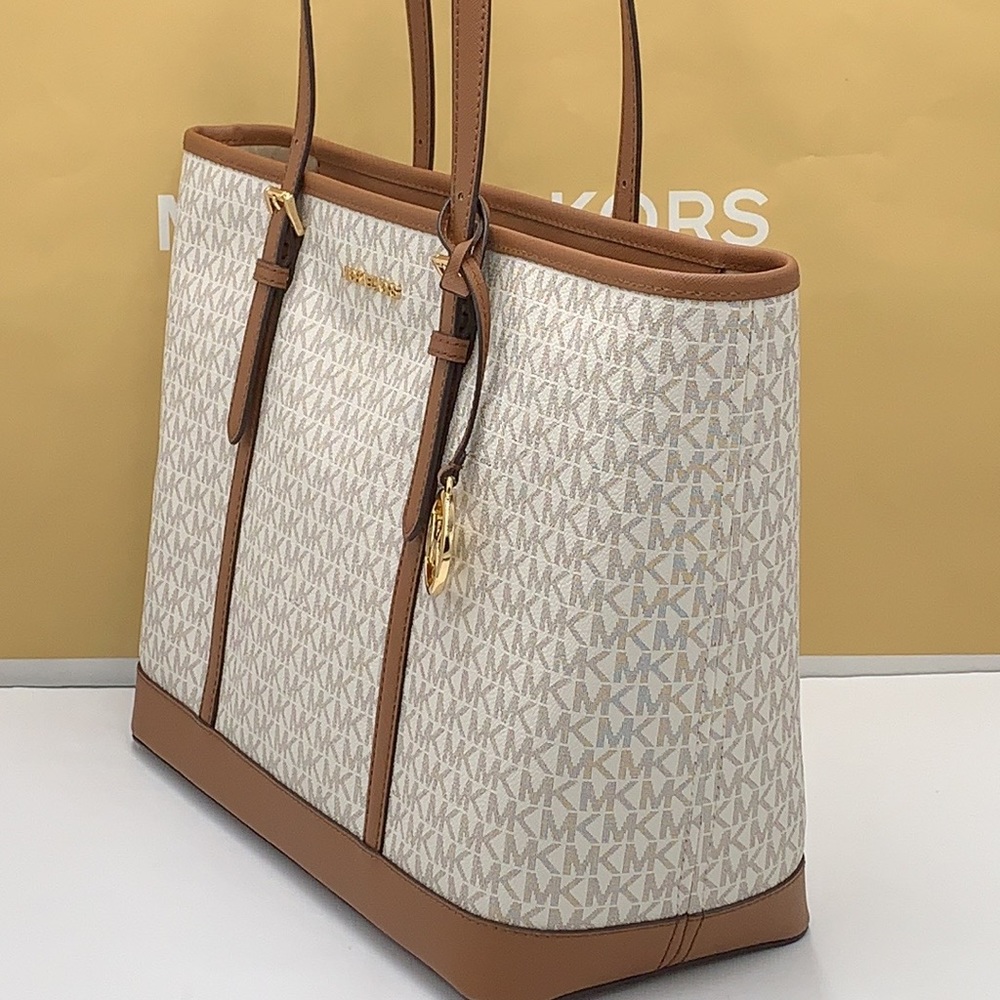 MICHAEL KORS TOP ZIP LARGE SHOULDER TOTE VANILLA COLOR NWT - Picture 1 of 16